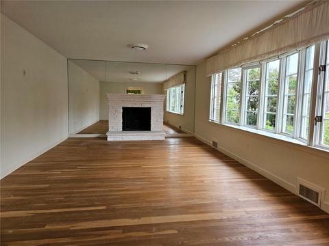 258 Merrymount Dr, Warwick, RI 02888 photo 3