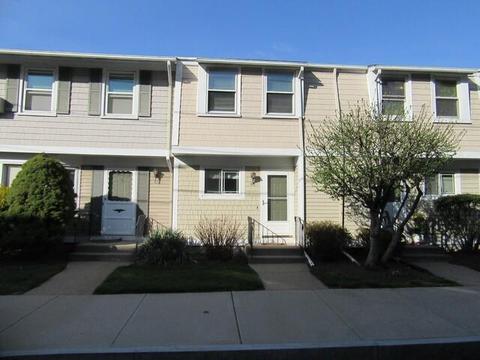 63 Geneva St #63, Pawtucket, RI 02860