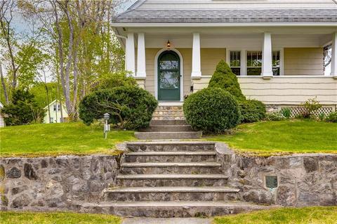85 Pleasant View Rd, Warwick, RI 02888 photo 3