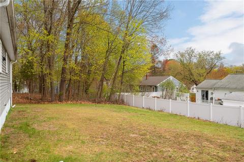 270 Thibeault Ave, Woonsocket, RI 02895 photo 7