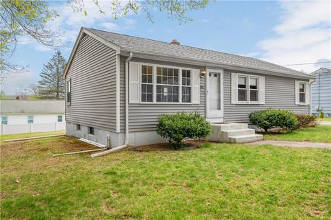 270 Thibeault Ave, Woonsocket, RI 02895 photo 4