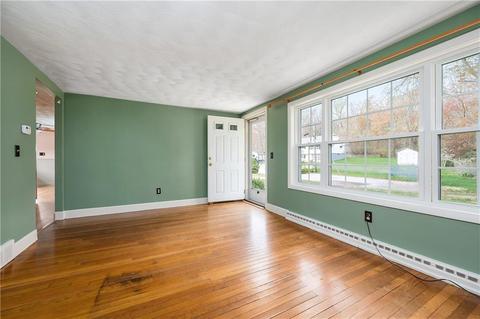 270 Thibeault Ave, Woonsocket, RI 02895 photo 12