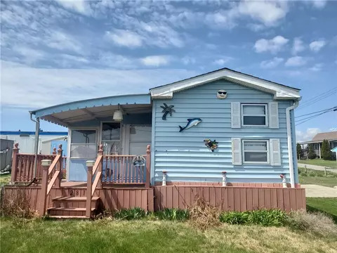 281 East Dr, South Kingstown, RI 02879