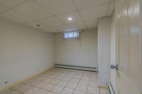 512 Killingly St, Providence, RI 02909 photo 13