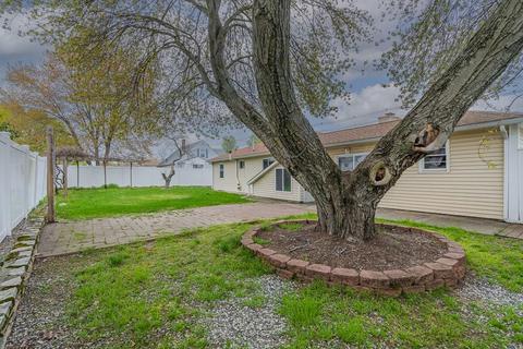 512 Killingly St, Providence, RI 02909 photo 21