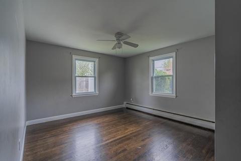 512 Killingly St, Providence, RI 02909 photo 6