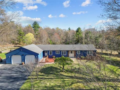 198 Maureen Cir, Burrillville, RI 02839 photo 1