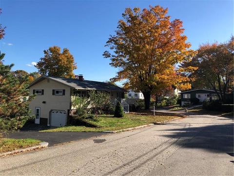43 Heather Dr, Woonsocket, RI 02895 photo 8