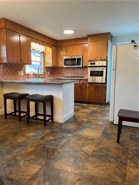 43 Heather Dr, Woonsocket, RI 02895 photo 13
