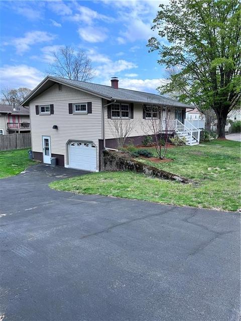 43 Heather Dr, Woonsocket, RI 02895 photo 6
