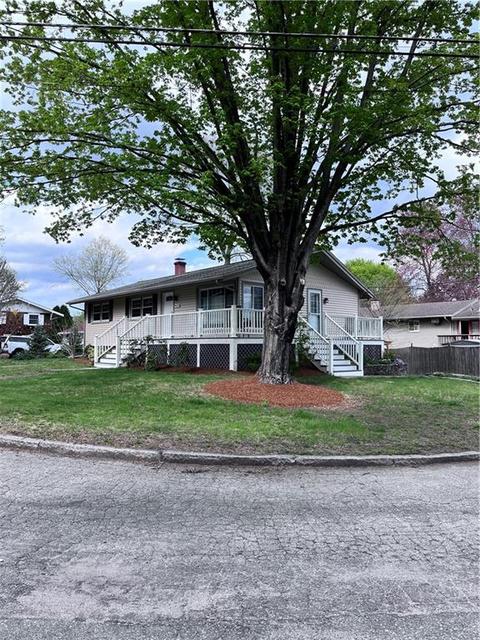 43 Heather Dr, Woonsocket, RI 02895 photo 5
