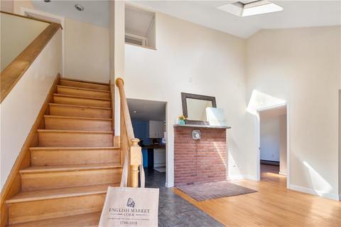 822 Meridian St, Fall River, MA 02720 photo 13