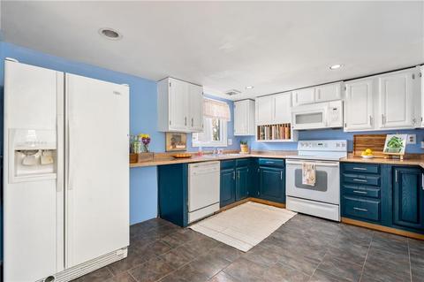 822 Meridian St, Fall River, MA 02720 photo 8