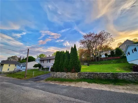 233 St Barnabe St, Woonsocket, RI 02895 photo 33