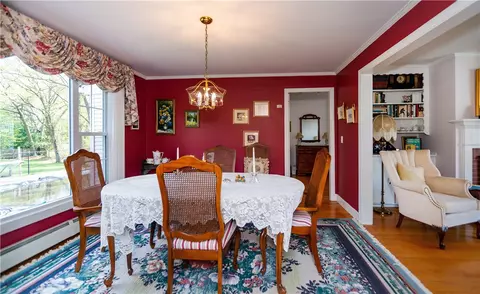 151 Toll Gate Rd, Warwick, RI 02886 photo 11