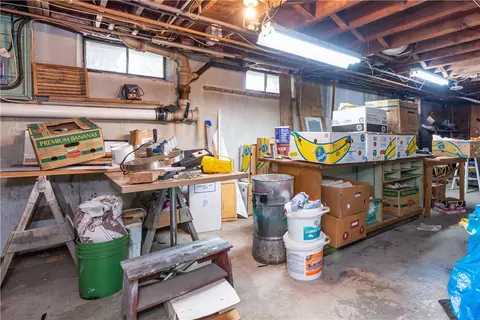 151 Toll Gate Rd, Warwick, RI 02886 photo 32