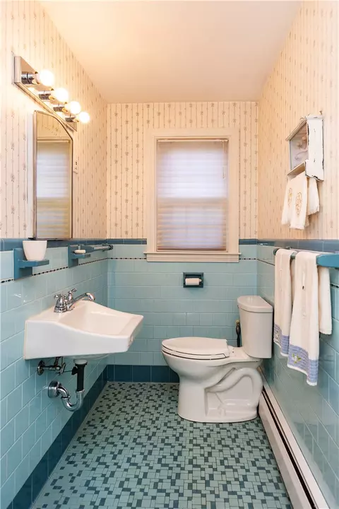 151 Toll Gate Rd, Warwick, RI 02886 photo 25