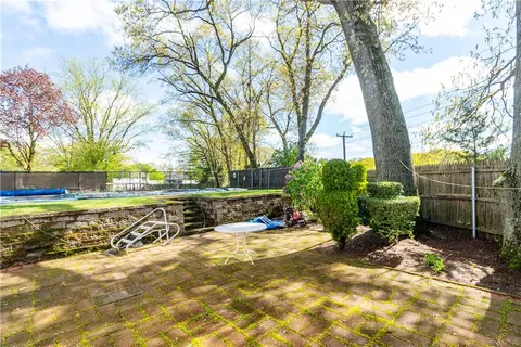 151 Toll Gate Rd, Warwick, RI 02886 photo 34