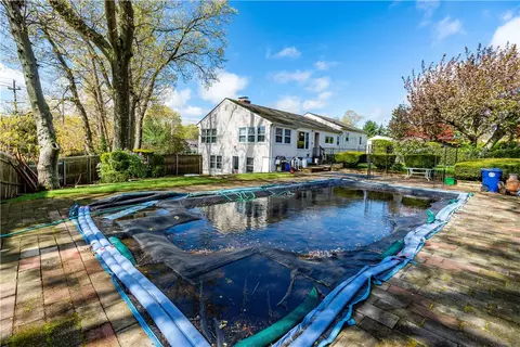 151 Toll Gate Rd, Warwick, RI 02886 photo 37