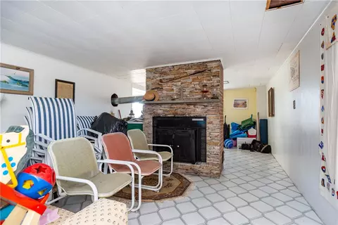 151 Toll Gate Rd, Warwick, RI 02886 photo 30