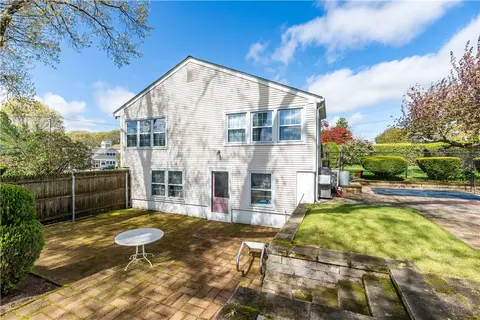151 Toll Gate Rd, Warwick, RI 02886 photo 33