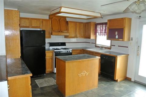 573 Main Ave, Warwick, RI 02886 photo 21