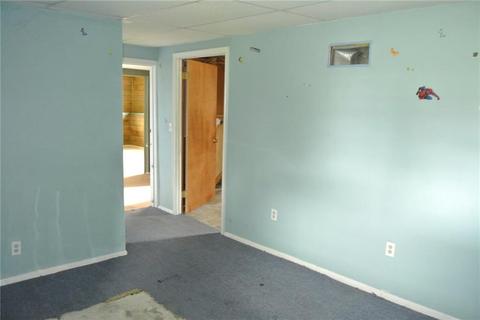 573 Main Ave, Warwick, RI 02886 photo 39