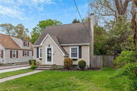 65 Euston Ave, Cranston, RI 02910 photo 1