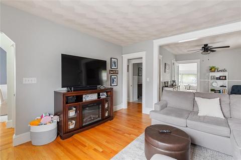 65 Euston Ave, Cranston, RI 02910 photo 12