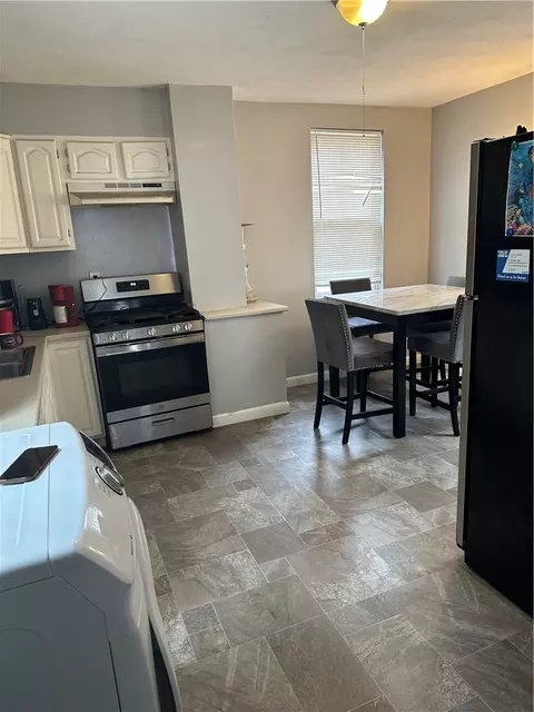 752 Social St, Woonsocket, RI 02895 photo 13