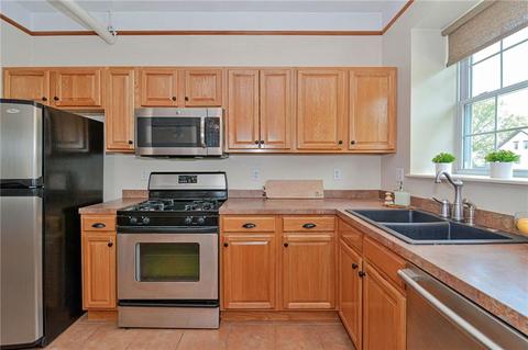 200 Cato St #7, Woonsocket, RI 02895 photo 3