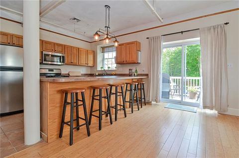 200 Cato St #7, Woonsocket, RI 02895 photo 8