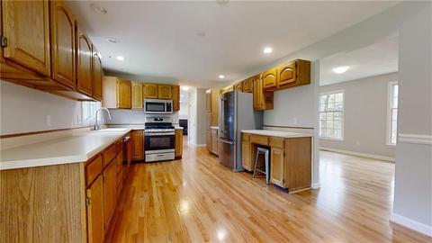 206 Katelyn Ct, Warwick, RI 02886 photo 7