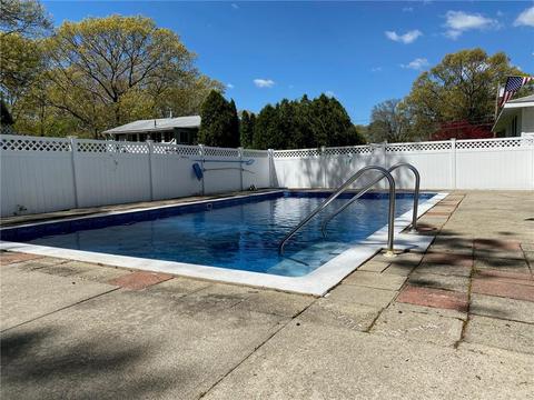 150 Spring Grove Ave, Warwick, RI 02889 photo 32