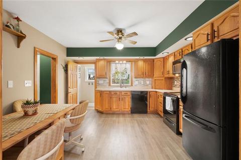 147 Trent St, Woonsocket, RI 02895 photo 6