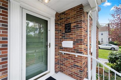 147 Trent St, Woonsocket, RI 02895 photo 3