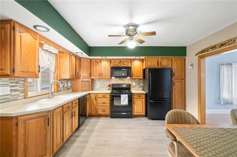 147 Trent St, Woonsocket, RI 02895 photo 7