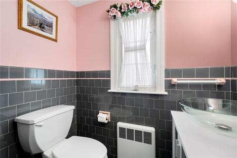 147 Trent St, Woonsocket, RI 02895 photo 9