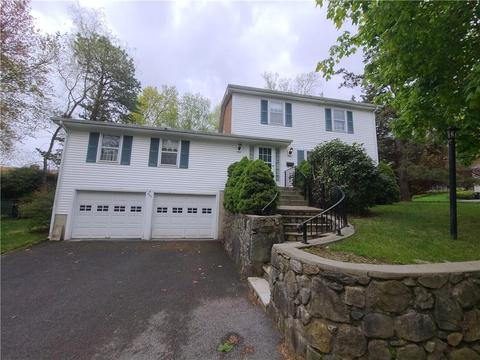 290 Boulder View Dr, Warwick, RI 02886 photo 1