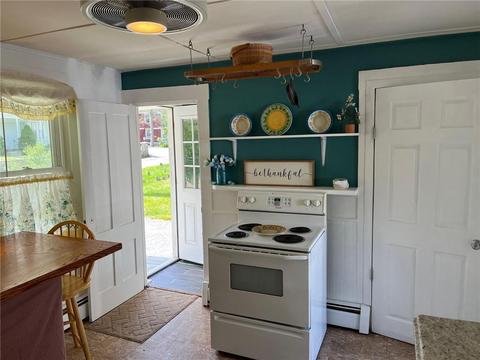 95 Church St, Pascoag, RI 02859