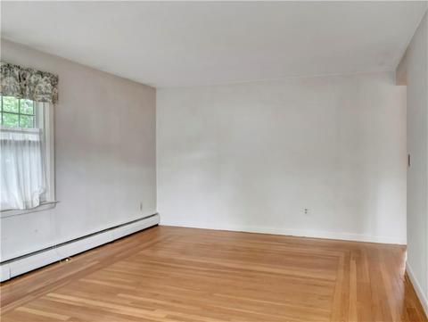 27 Ida Ln, Woonsocket, RI 02895 photo 8