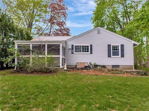 27 Ida Ln, Woonsocket, RI 02895 photo 23