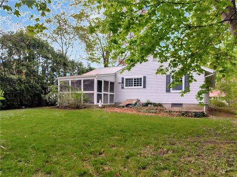 27 Ida Ln, Woonsocket, RI 02895 photo 24