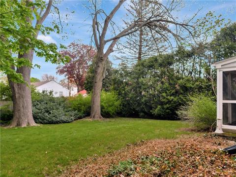 27 Ida Ln, Woonsocket, RI 02895 photo 26