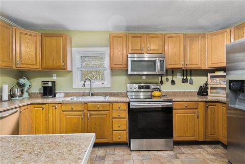 66 Spruce St, Warwick, RI 02886 photo 12