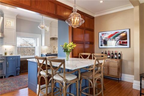 519 Bellevue Ave #3N, Newport, RI 02840