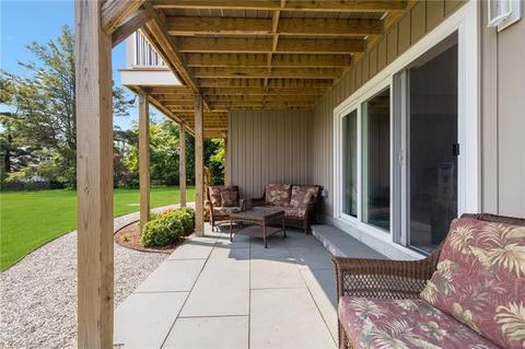 30 Lighthouse Ln, Warwick, RI 02889 photo 35