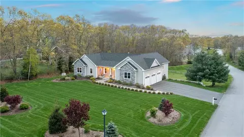 53 William Barton Dr, Tiverton, RI 02878