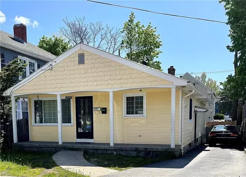 5 Anchor St, Providence, RI 02908