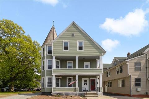 154 Grove St, Woonsocket, RI 02895 photo 1